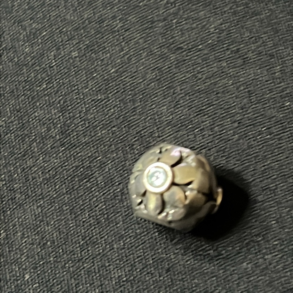 Pandora snowflake bead